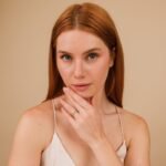 18K Solid Gold Natural Diamond Pillars Ring - Image 5