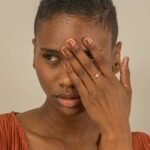 14K Solid Gold Petite Natural Diamond Flower Beaded Band - Image 3