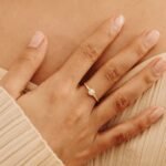 18K Solid Gold White Sapphire Art Deco Ring - Image 4