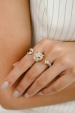 14K Solid Yellow Gold 2.06 Cts Diamond Panther Double Finger Ring - Image 2