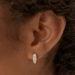 18k Cute Natural Diamond Heggie Earring - Image 3