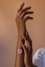 18k Solid Gold Opal Pendant Necklace - Image 4