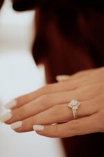 14k Solid Gold Oval Lab-Grown Diamond Ring - Image 5