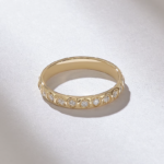 18k Gold Moissanite Diamond Eternity Wedding Band: Unique Triangle Pattern - Image 7